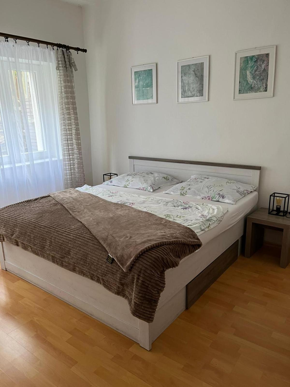 Apartman 825 Яхимов Экстерьер фото